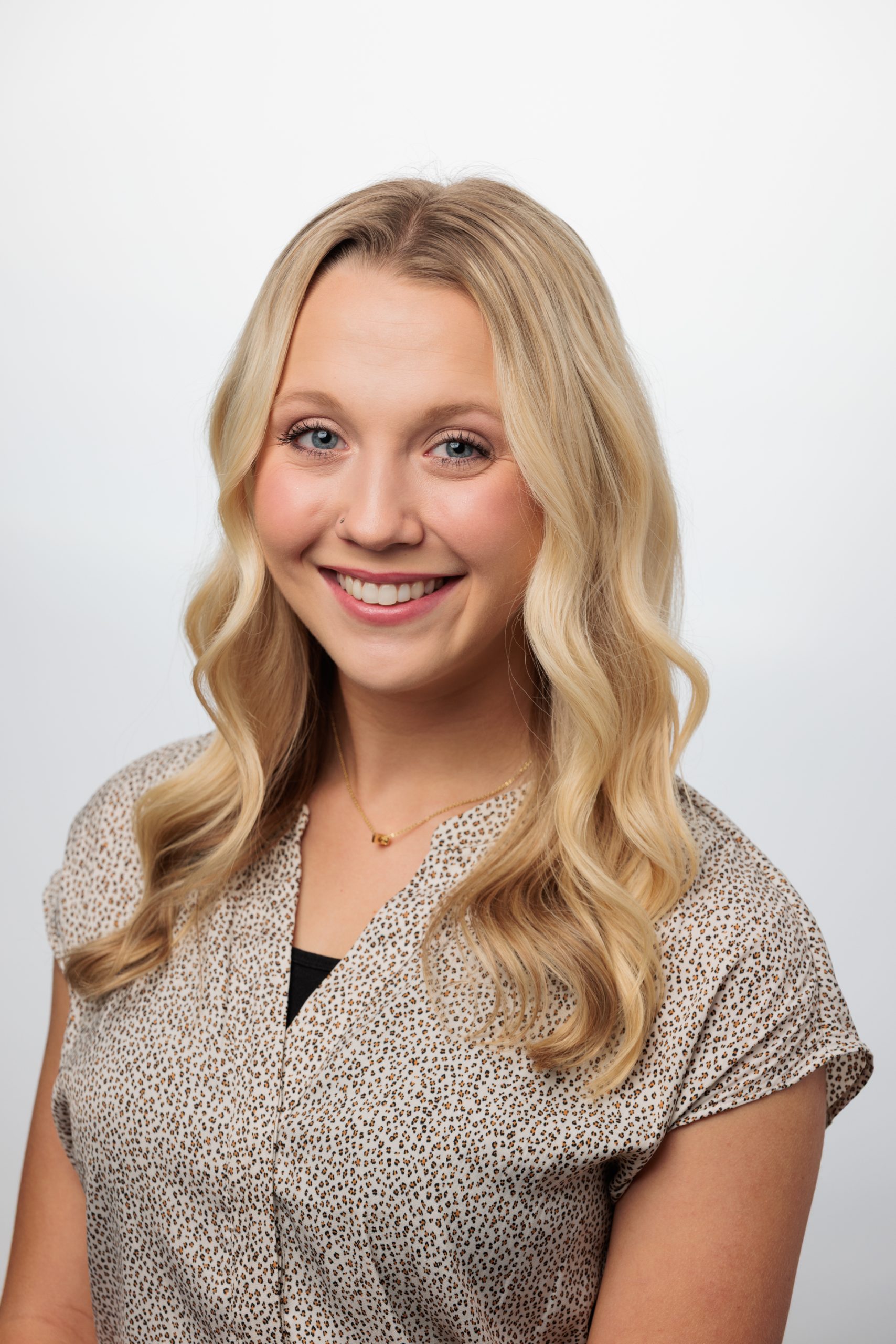 Dr. Daphne Mann
